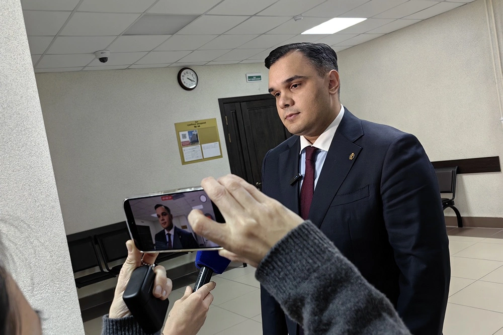 Интересы Сергея Белова в Омском суде представлял его адвокат