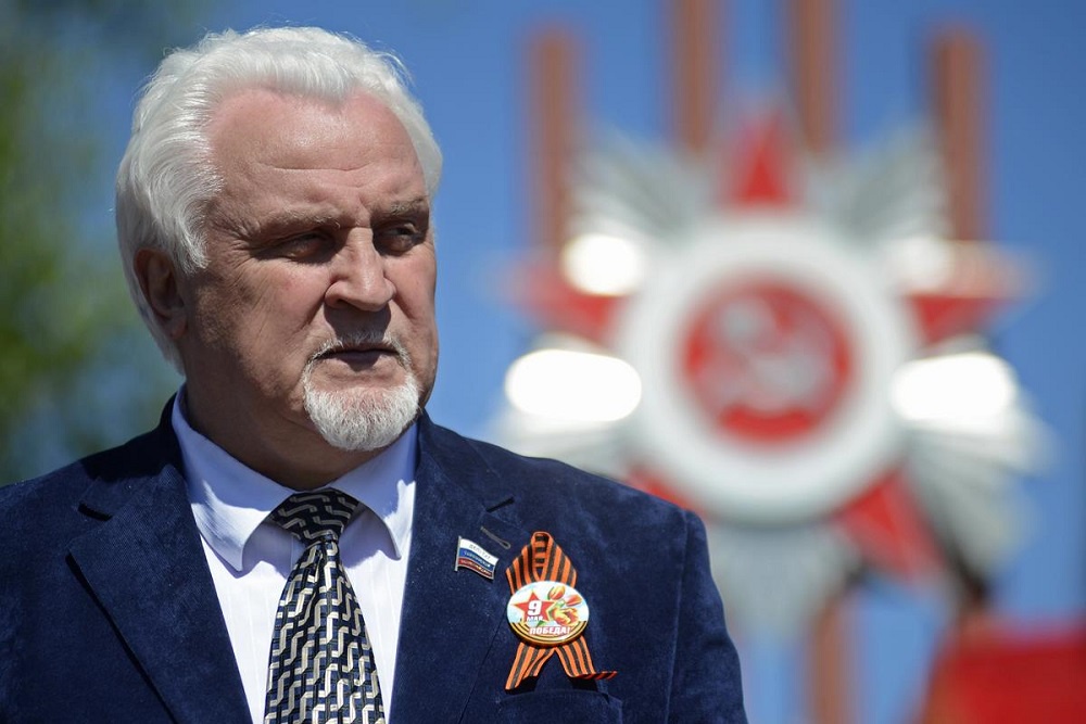 Евгений Матушкин: "Это наша общая задача - воспитывать юных граждан страны патриотами" - Российская газета