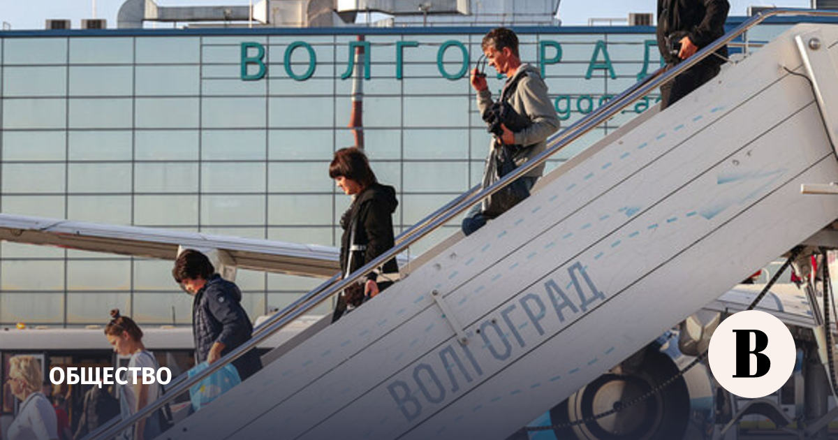 Город Волгоград сложней переименовать, чем аэропорт