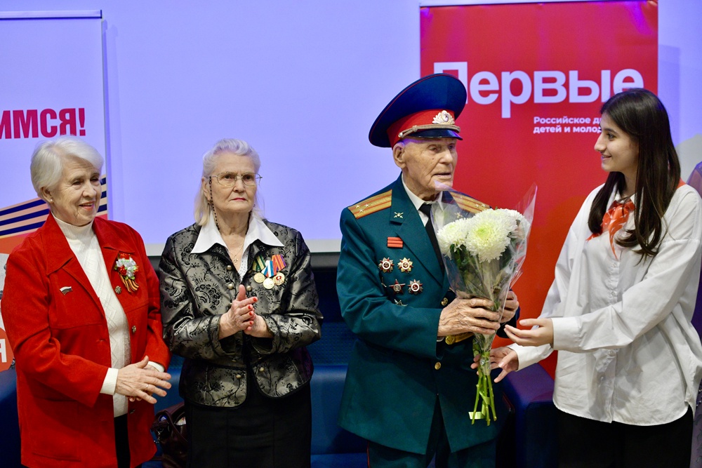 Московские школьники сняли фильм об обороне столицы к 80-летию Победы - Российская газета