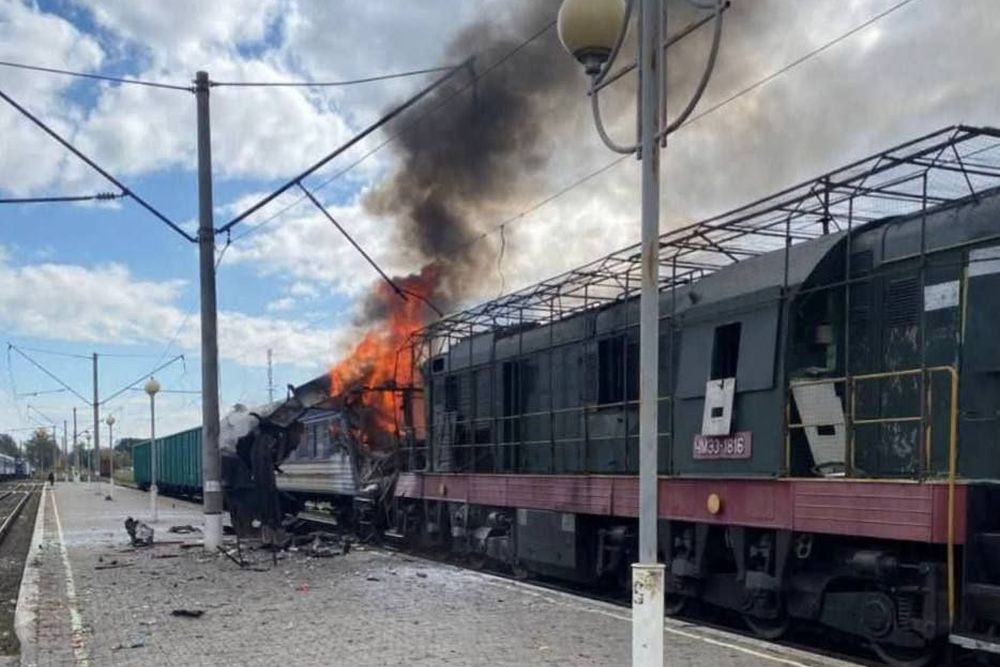 Появилось видео удара "Герани" по поезду в Шостке - Российская газета