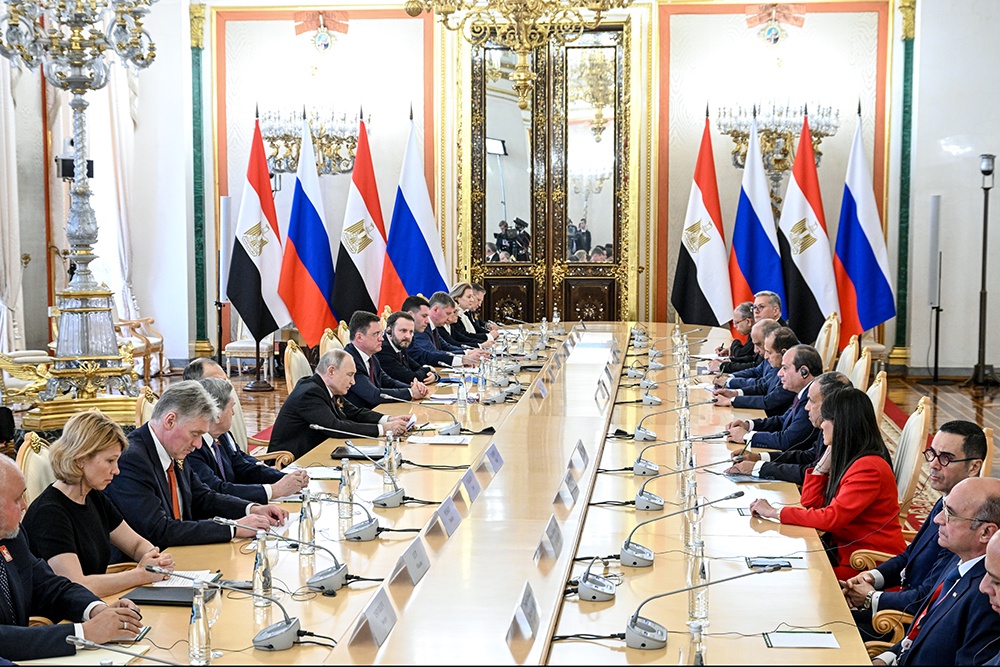 Путин поблагодарил президента Египта на арабском языке - Российская газета