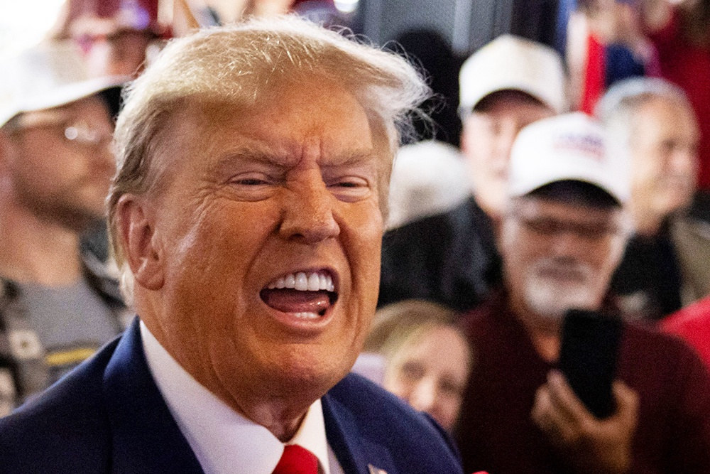Трамп высмеял конгрессмена, инициировавшего процесс его импичмента - Российская газета