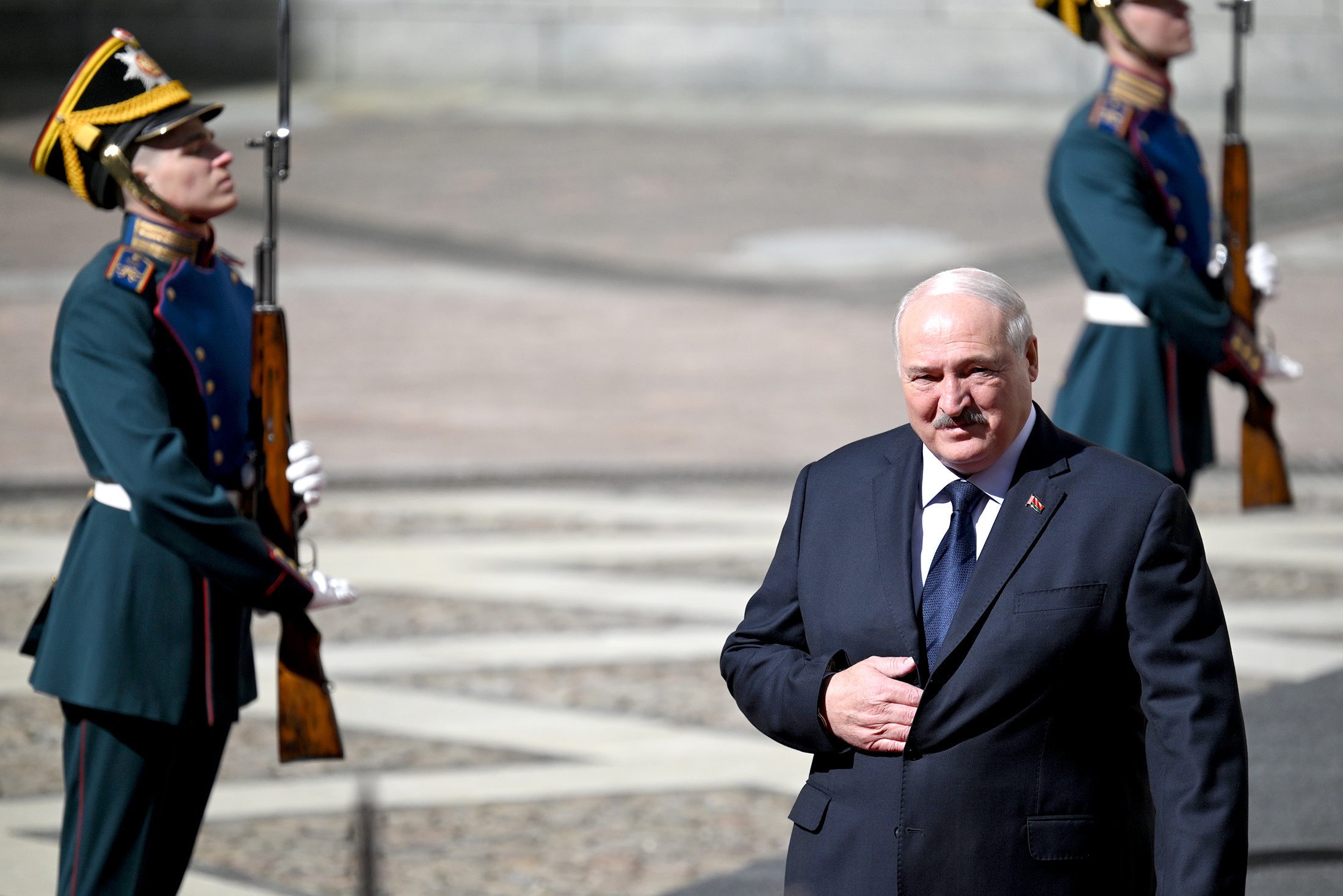 В адрес Лукашенко поступают поздравления с 80-летием Победы - Российская газета